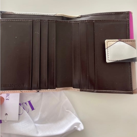 Emilio Pucci Wallet - Picture 4 of 8